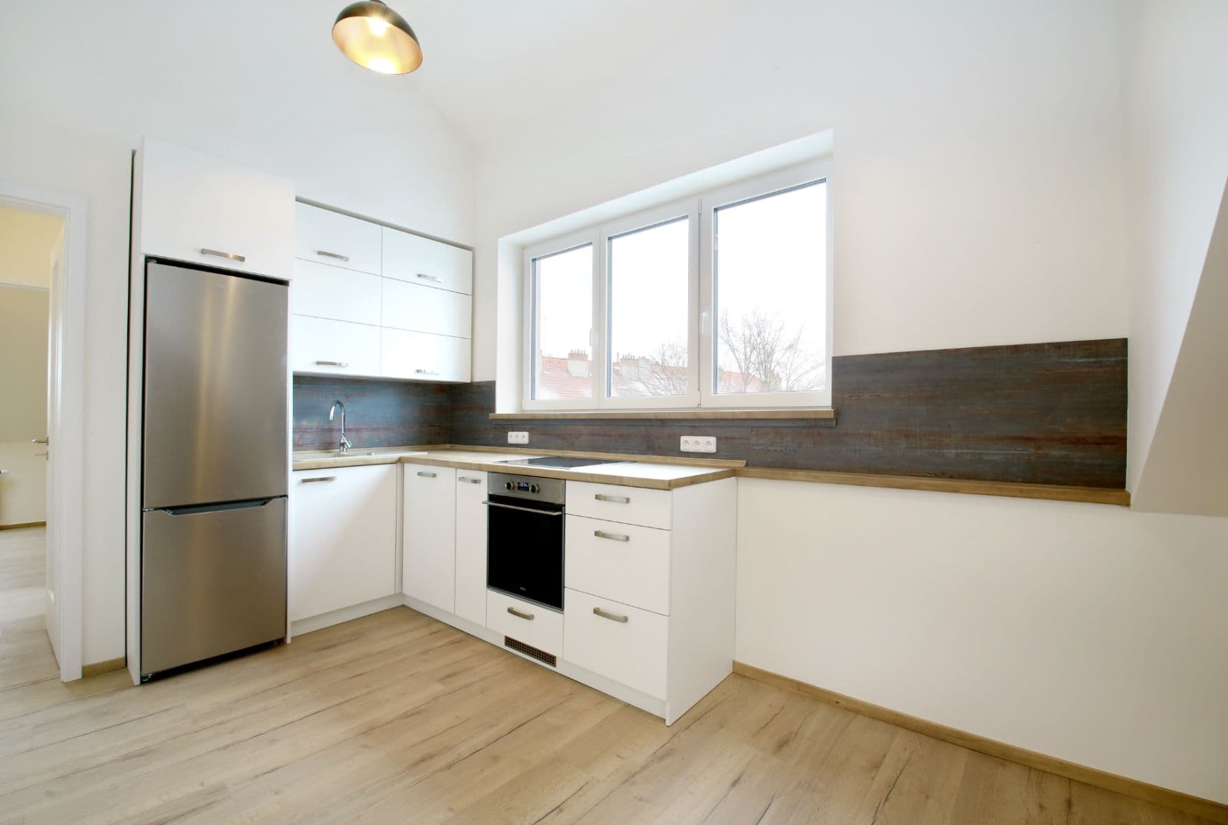 Prenájom bytu 3-izbový 106 m², Na Nivách, Praha, Praha Prenájom bytu 3-izbový 106 m², Na Nivách, Praha, Praha