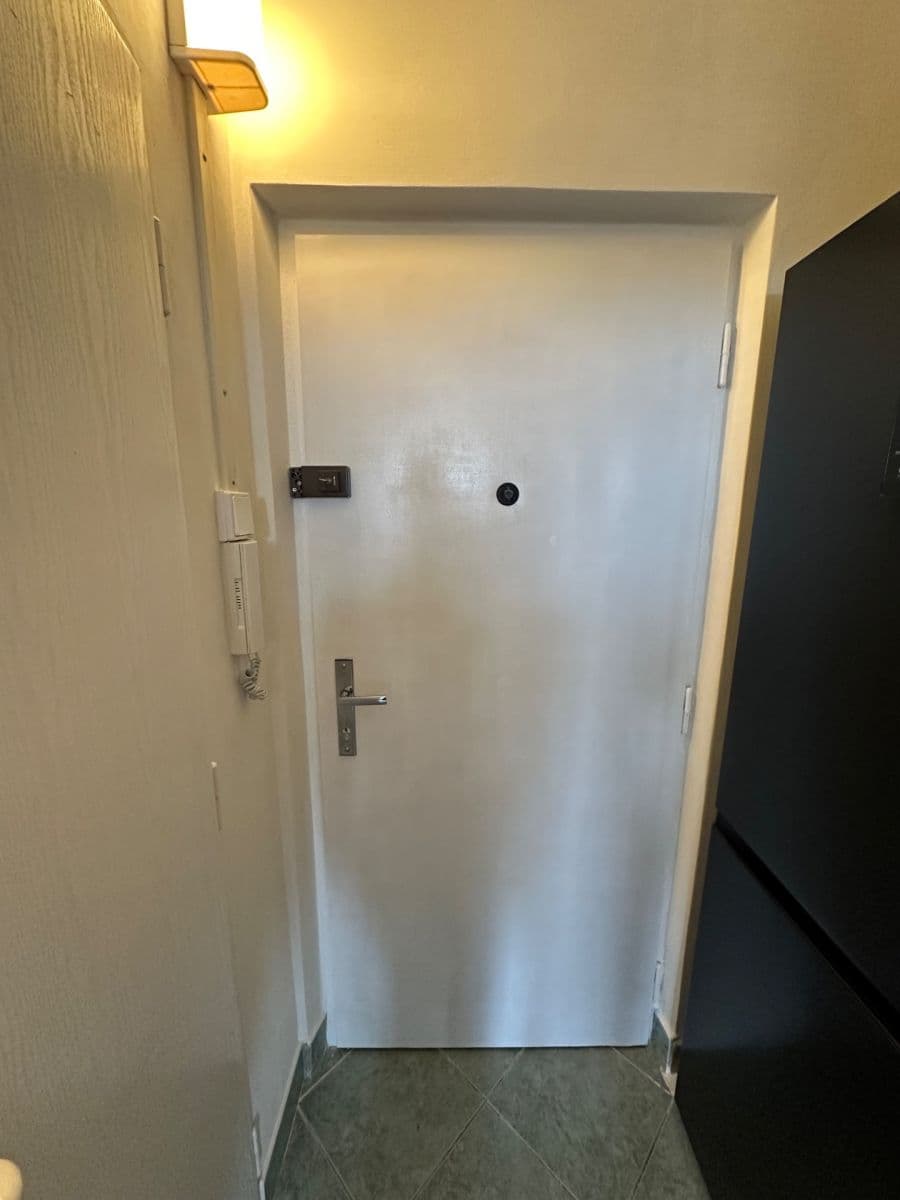 Prenájom bytu 1-izbový 24 m², Počernická, Praha, Praha Prenájom bytu 1-izbový 24 m², Počernická, Praha, Praha