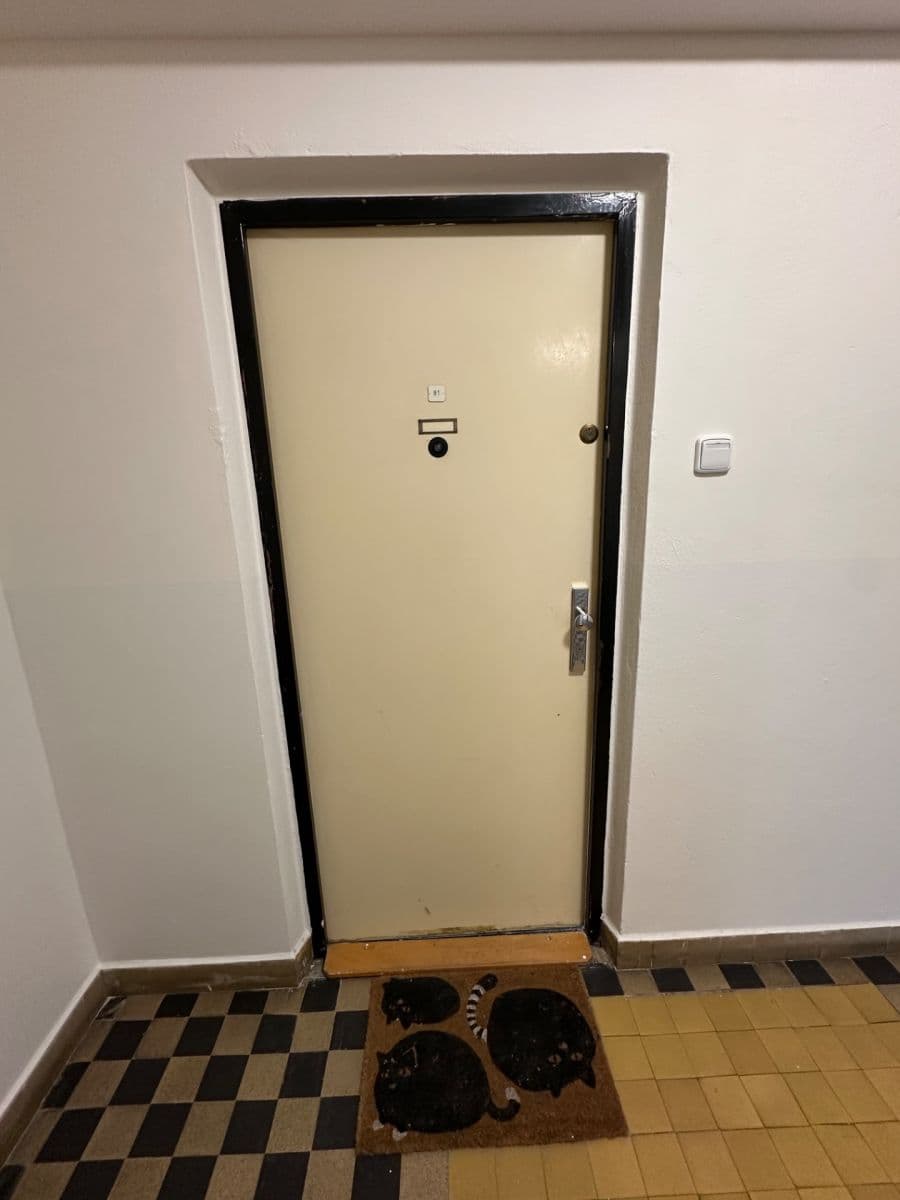 Prenájom bytu 1-izbový 24 m², Počernická, Praha, Praha Prenájom bytu 1-izbový 24 m², Počernická, Praha, Praha