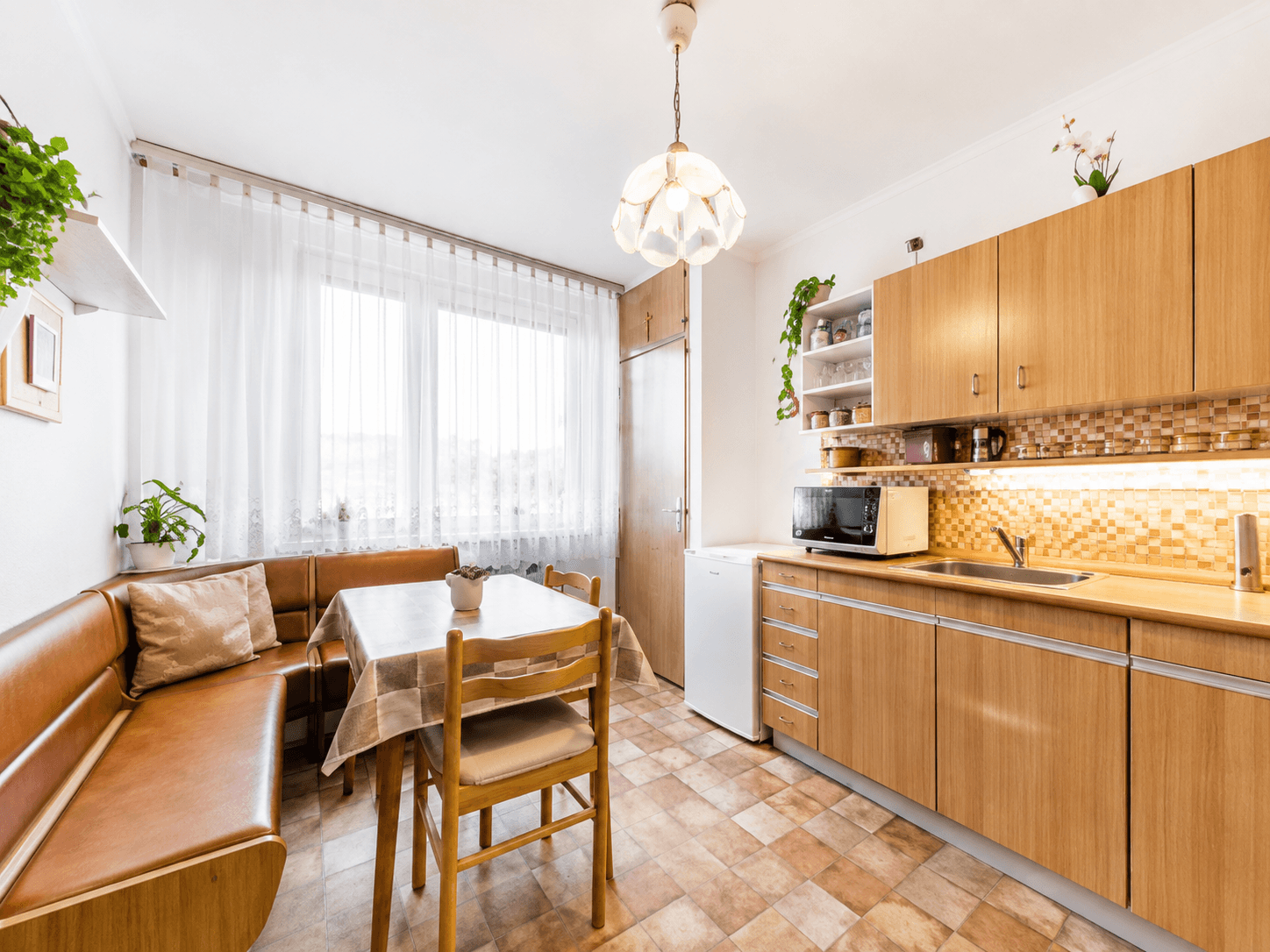 Prenájom bytu 4-izbový 15 m², Bojčenkova, Praha, Praha Prenájom bytu 4-izbový 15 m², Bojčenkova, Praha, Praha