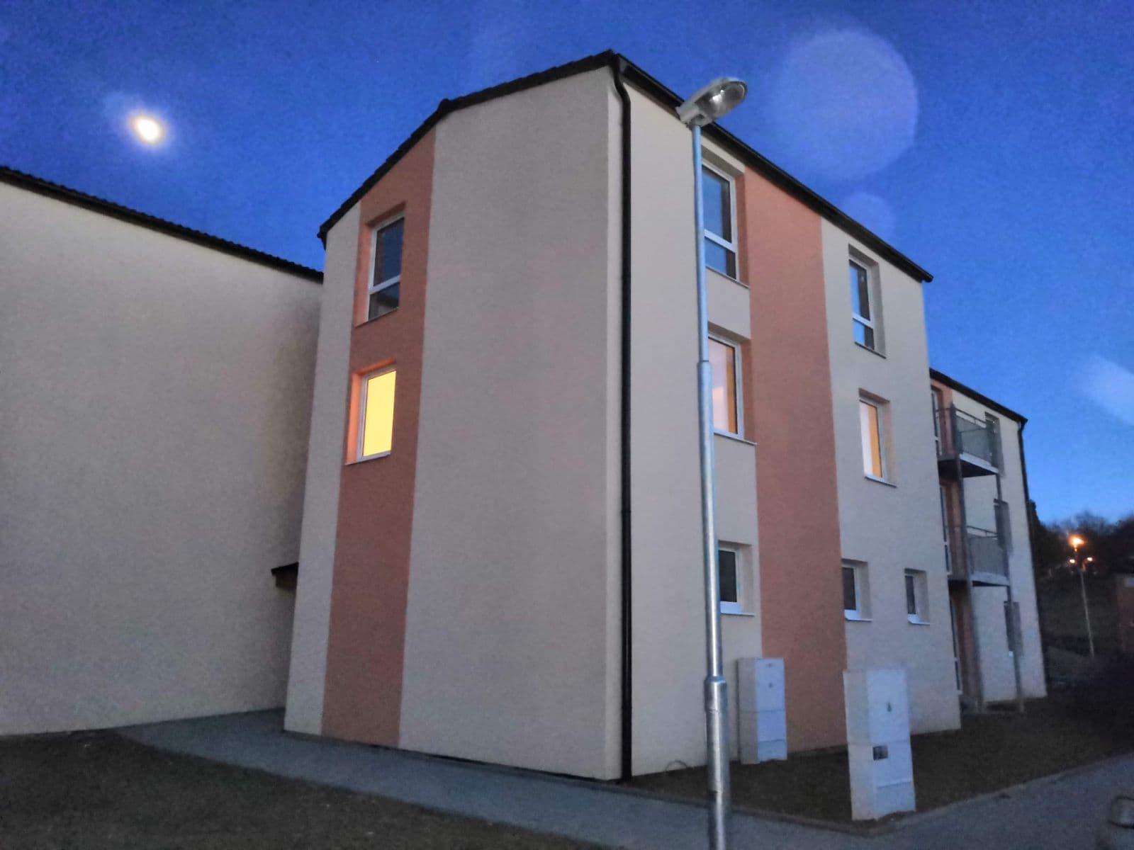 Predaj bytu 2-izbový 52 m², U Tvrze, Hostouň, Středočeský kraj Predaj bytu 2-izbový 52 m², U Tvrze, Hostouň, Středočeský kraj
