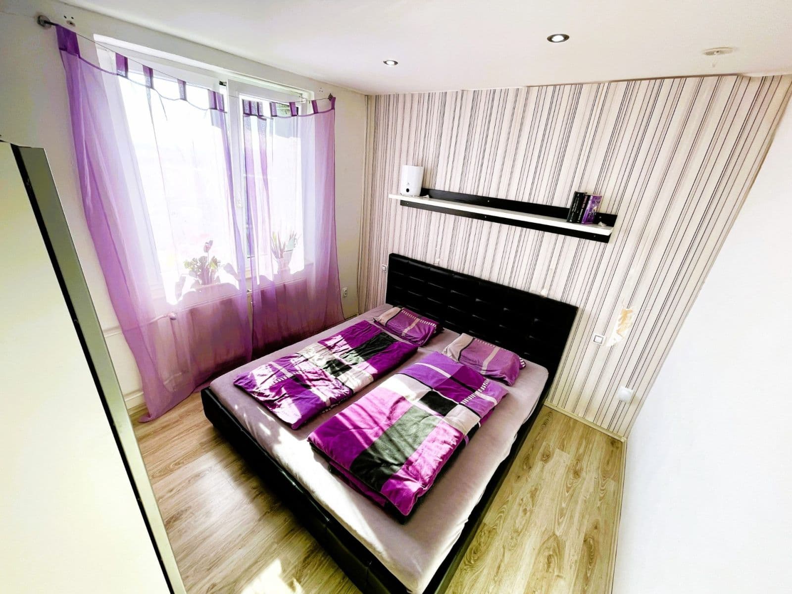 Prenájom bytu 3-izbový 56 m², Pernarec, Plzeňský kraj Prenájom bytu 3-izbový 56 m², Pernarec, Plzeňský kraj