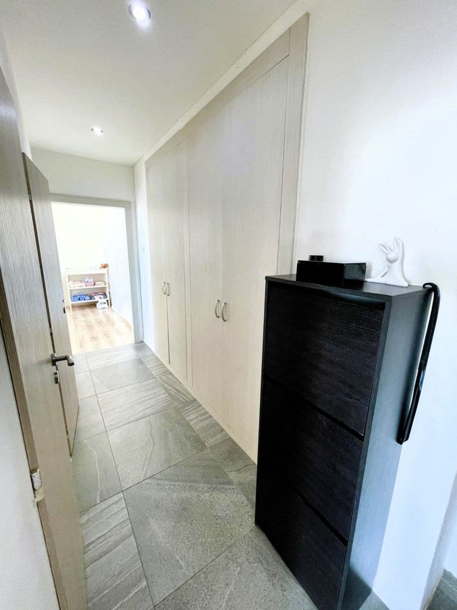 Prenájom bytu 3-izbový 56 m², Pernarec, Plzeňský kraj Prenájom bytu 3-izbový 56 m², Pernarec, Plzeňský kraj