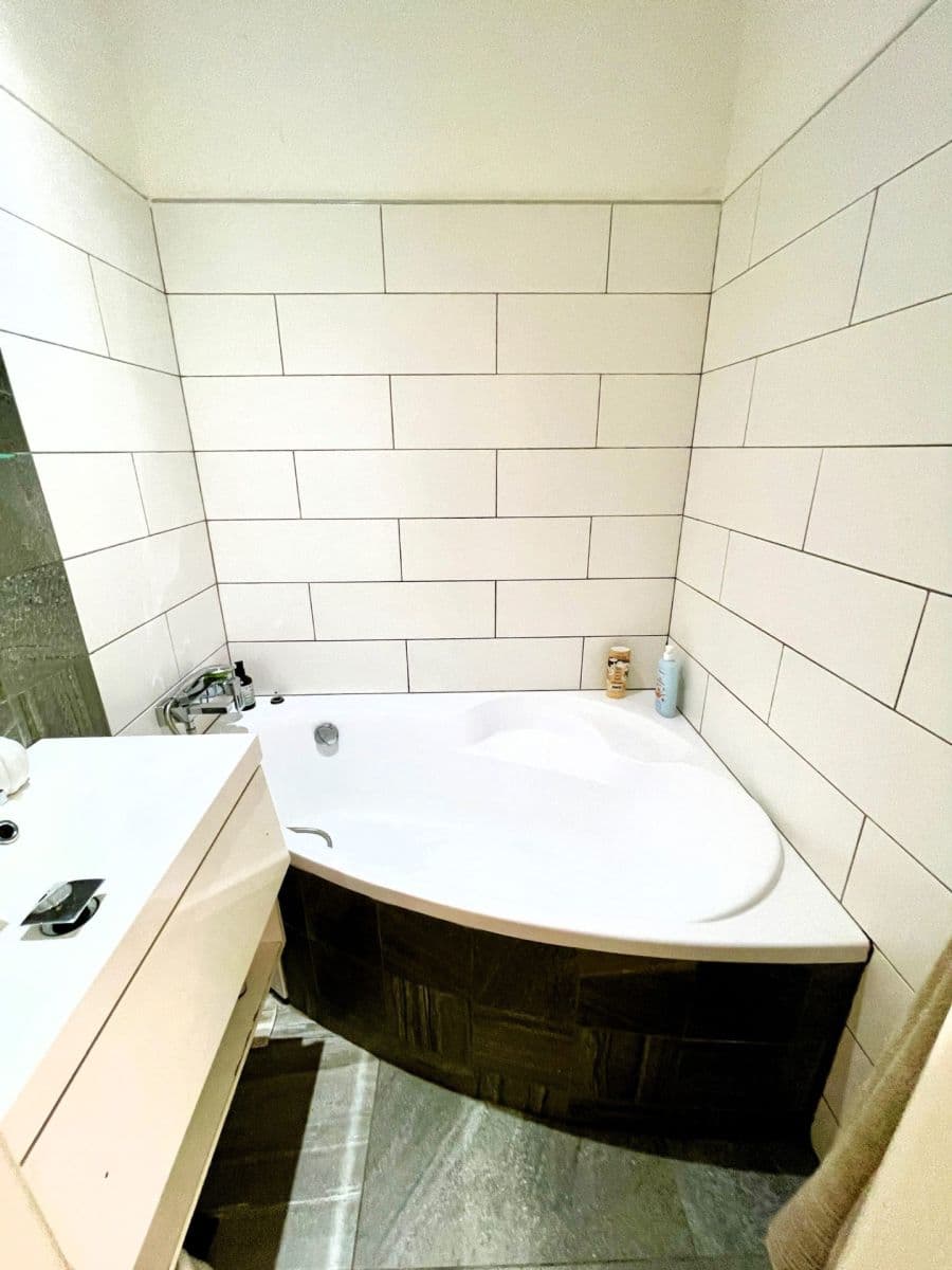 Prenájom bytu 3-izbový 56 m², Pernarec, Plzeňský kraj Prenájom bytu 3-izbový 56 m², Pernarec, Plzeňský kraj