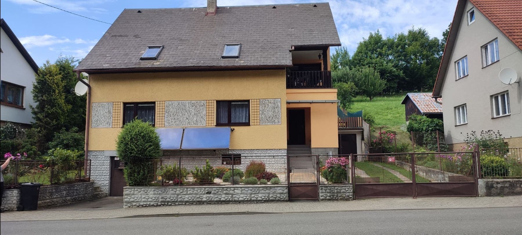 Predaj domu 150 m², pozemok 820 m², Vsetín, Zlínský kraj Predaj domu 150 m², pozemok 820 m², Vsetín, Zlínský kraj