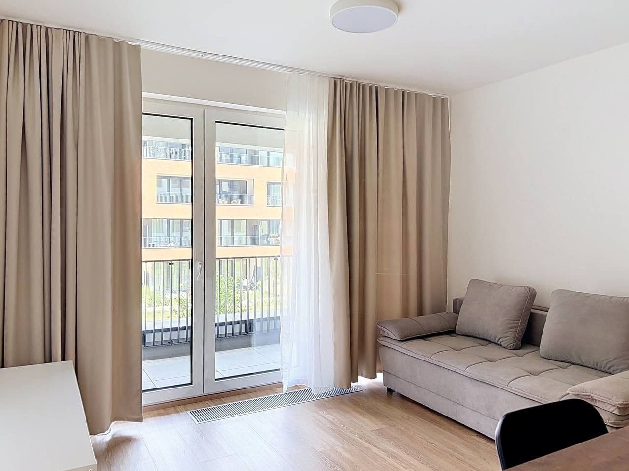 Prenájom bytu 1-izbový 32 m², Poděbradská, Praha, Praha Prenájom bytu 1-izbový 32 m², Poděbradská, Praha, Praha