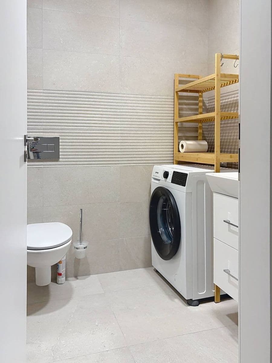 Prenájom bytu 1-izbový 32 m², Poděbradská, Praha, Praha Prenájom bytu 1-izbový 32 m², Poděbradská, Praha, Praha