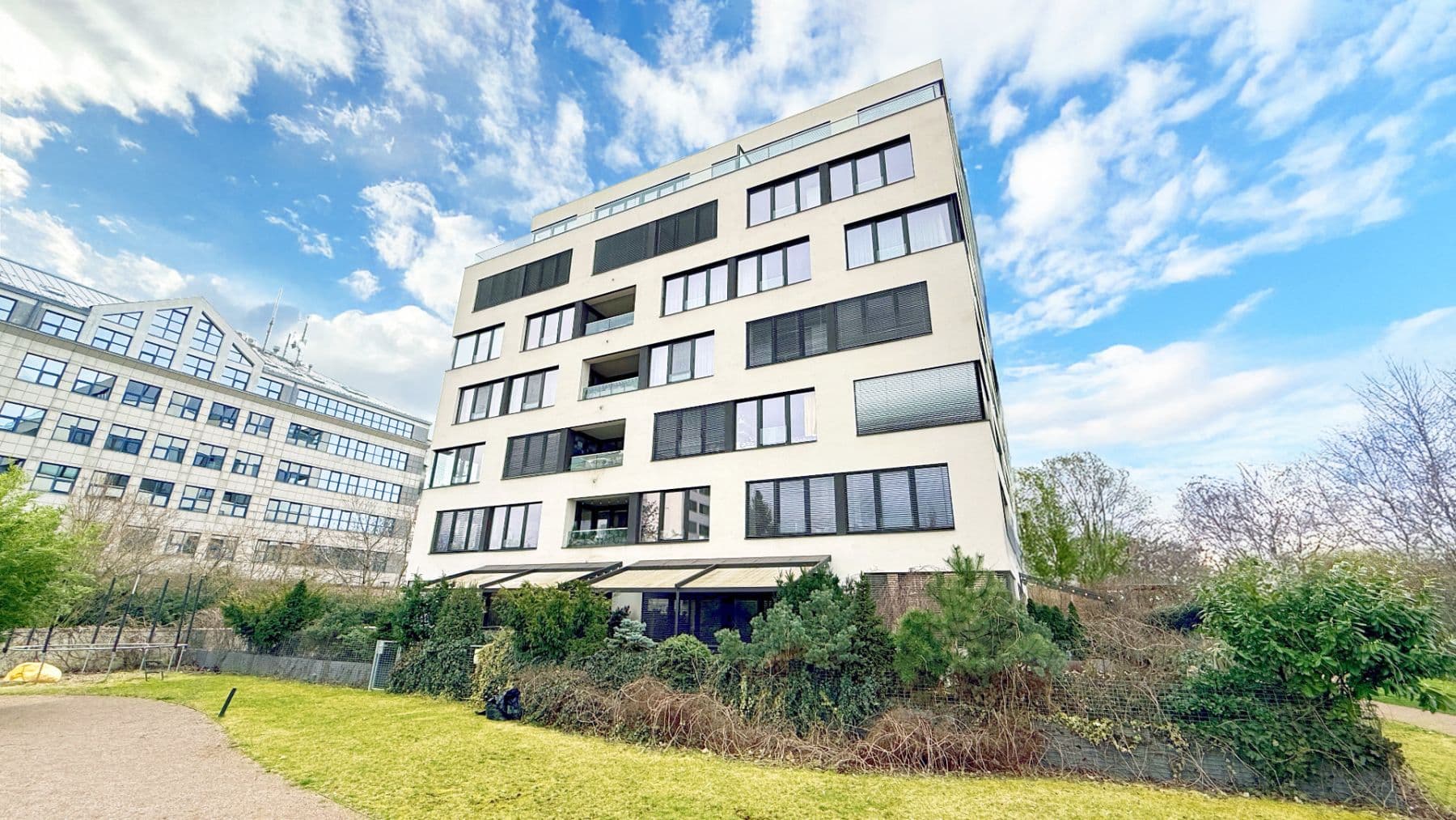 Predaj bytu 4-izbový 116 m², Na Korábě, Praha, Praha Predaj bytu 4-izbový 116 m², Na Korábě, Praha, Praha