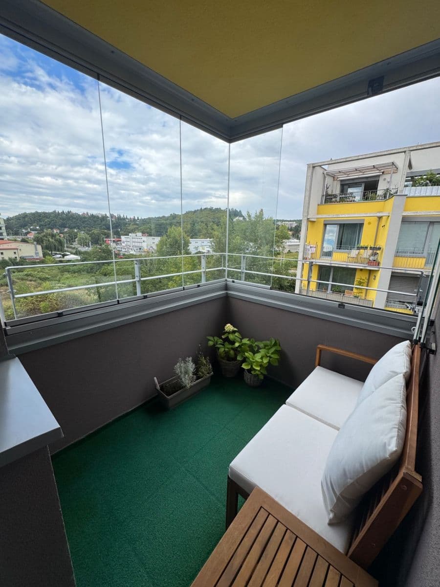 Prenájom bytu 1-izbový 35 m², Šífařská, Praha, Praha Prenájom bytu 1-izbový 35 m², Šífařská, Praha, Praha