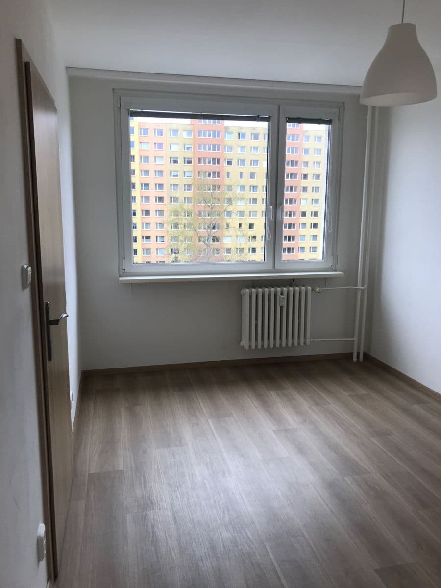 Prenájom bytu 2-izbový 40 m², Pšenčíkova, Praha, Praha Prenájom bytu 2-izbový 40 m², Pšenčíkova, Praha, Praha