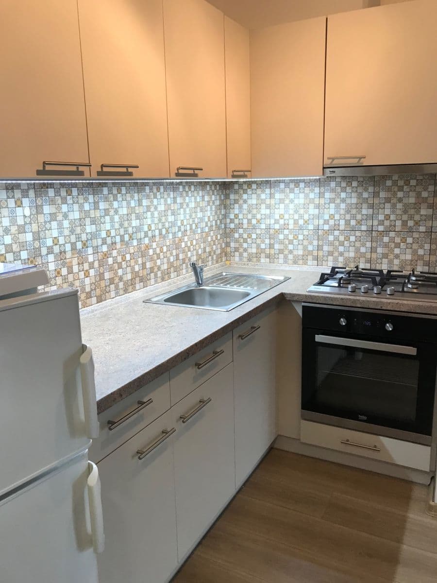 Prenájom bytu 2-izbový 40 m², Pšenčíkova, Praha, Praha Prenájom bytu 2-izbový 40 m², Pšenčíkova, Praha, Praha