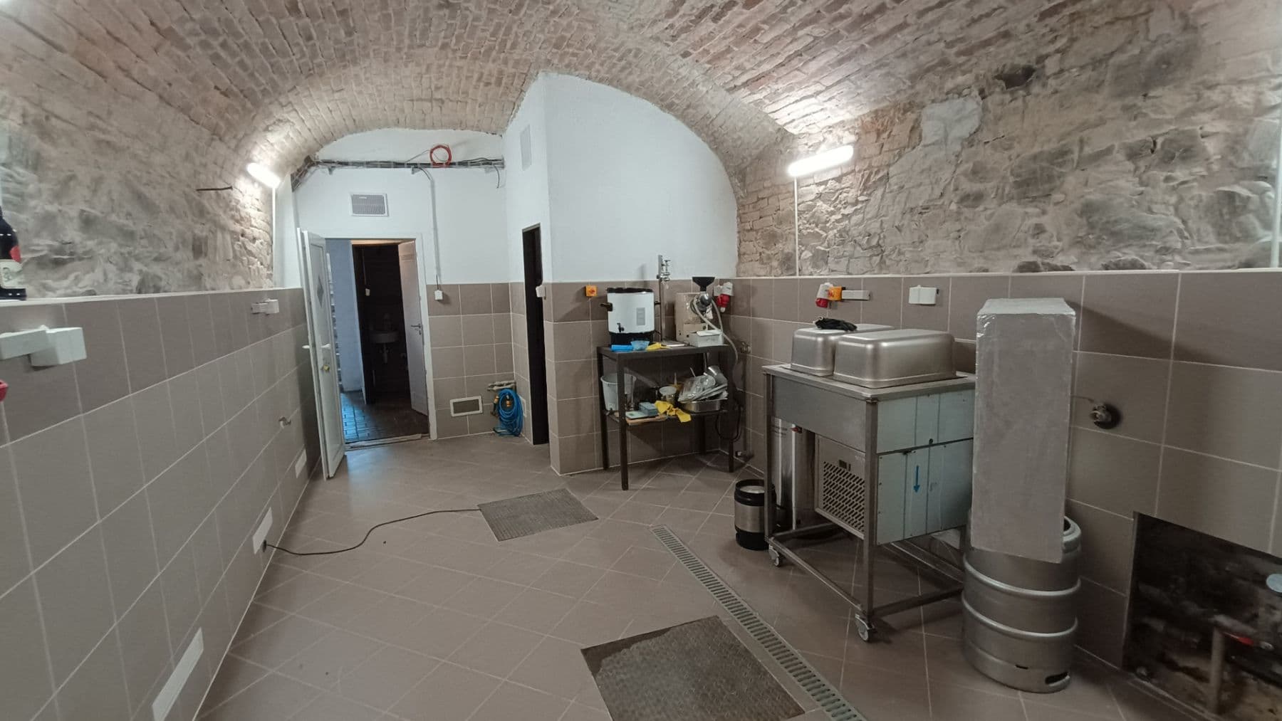 Prenájom nebytového priestoru 21 m², K Libuši, Praha, Praha Prenájom nebytového priestoru 21 m², K Libuši, Praha, Praha
