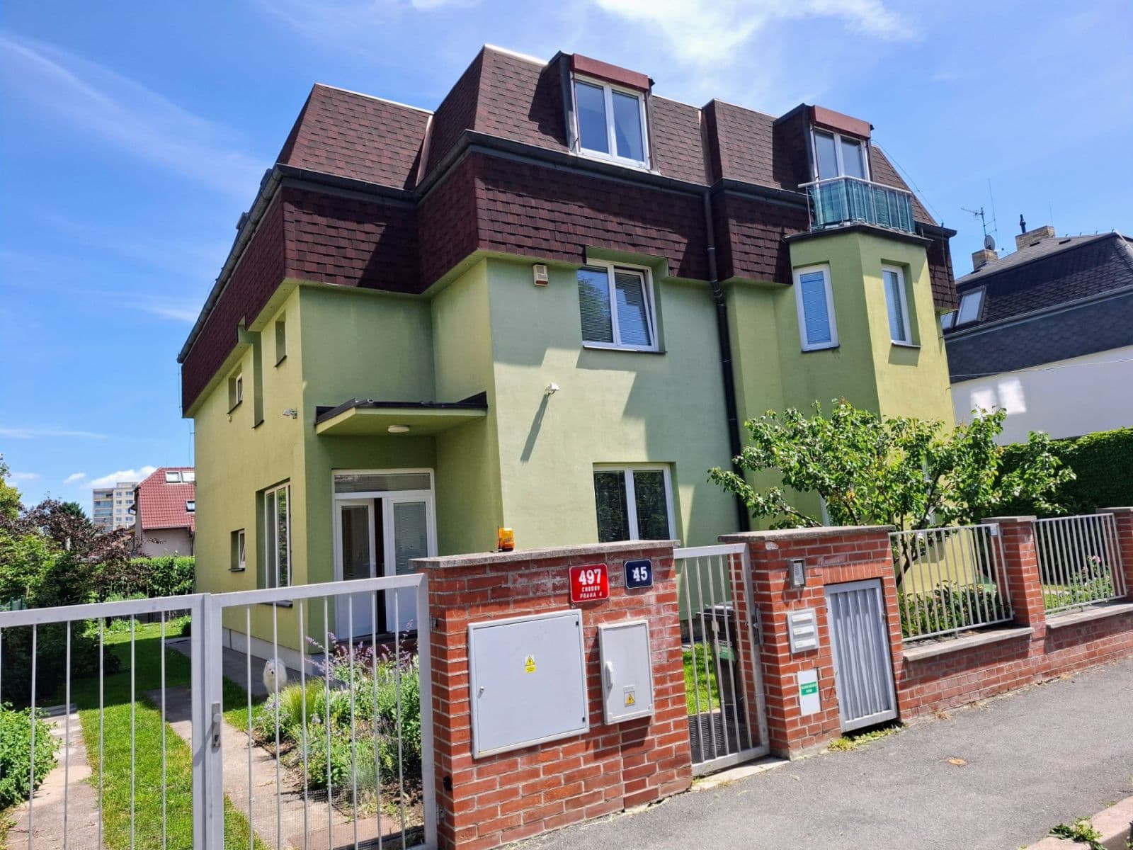 Prenájom bytu 4-izbový 155 m², Medkova, Praha, Praha Prenájom bytu 4-izbový 155 m², Medkova, Praha, Praha
