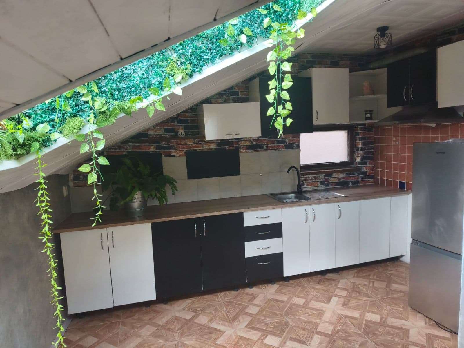 Predaj domu 169 m², pozemok 648 m², K Jezu, Dolany, Středočeský kraj Predaj domu 169 m², pozemok 648 m², K Jezu, Dolany, Středočeský kraj