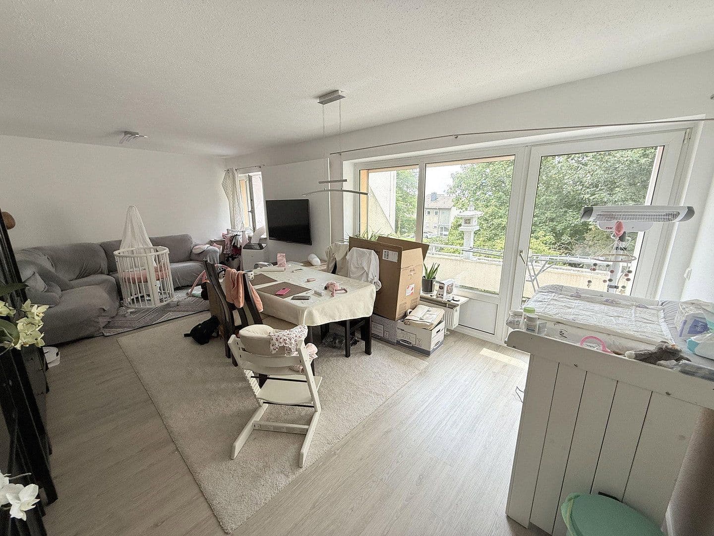 Prenájom bytu 4-izbový 102 m², Am Roth 6, Königstein im Taunus, Hesensko Prenájom bytu 4-izbový 102 m², Am Roth 6, Königstein im Taunus, Hesensko