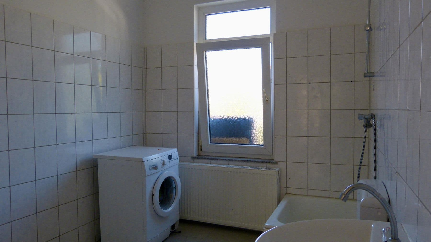 Prenájom bytu 2-izbový 47 m², Adolfstraße 16, Bremerhaven, Brémy Prenájom bytu 2-izbový 47 m², Adolfstraße 16, Bremerhaven, Brémy