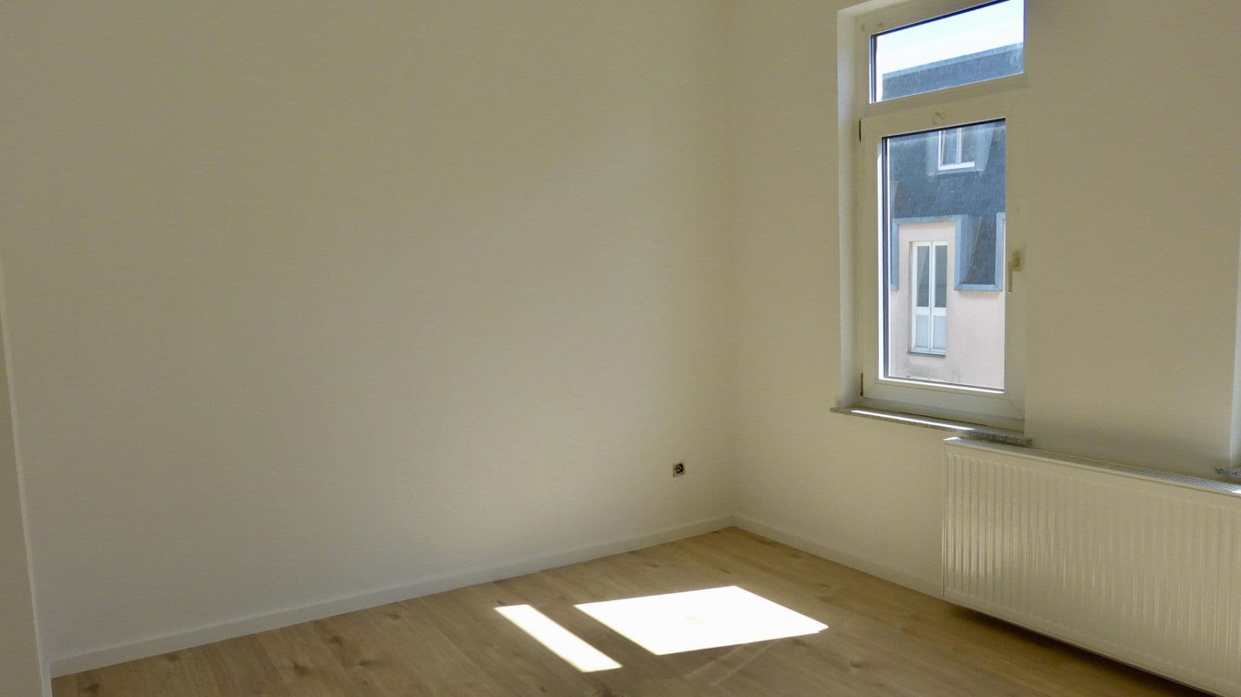 Prenájom bytu 2-izbový 47 m², Adolfstraße 16, Bremerhaven, Brémy Prenájom bytu 2-izbový 47 m², Adolfstraße 16, Bremerhaven, Brémy