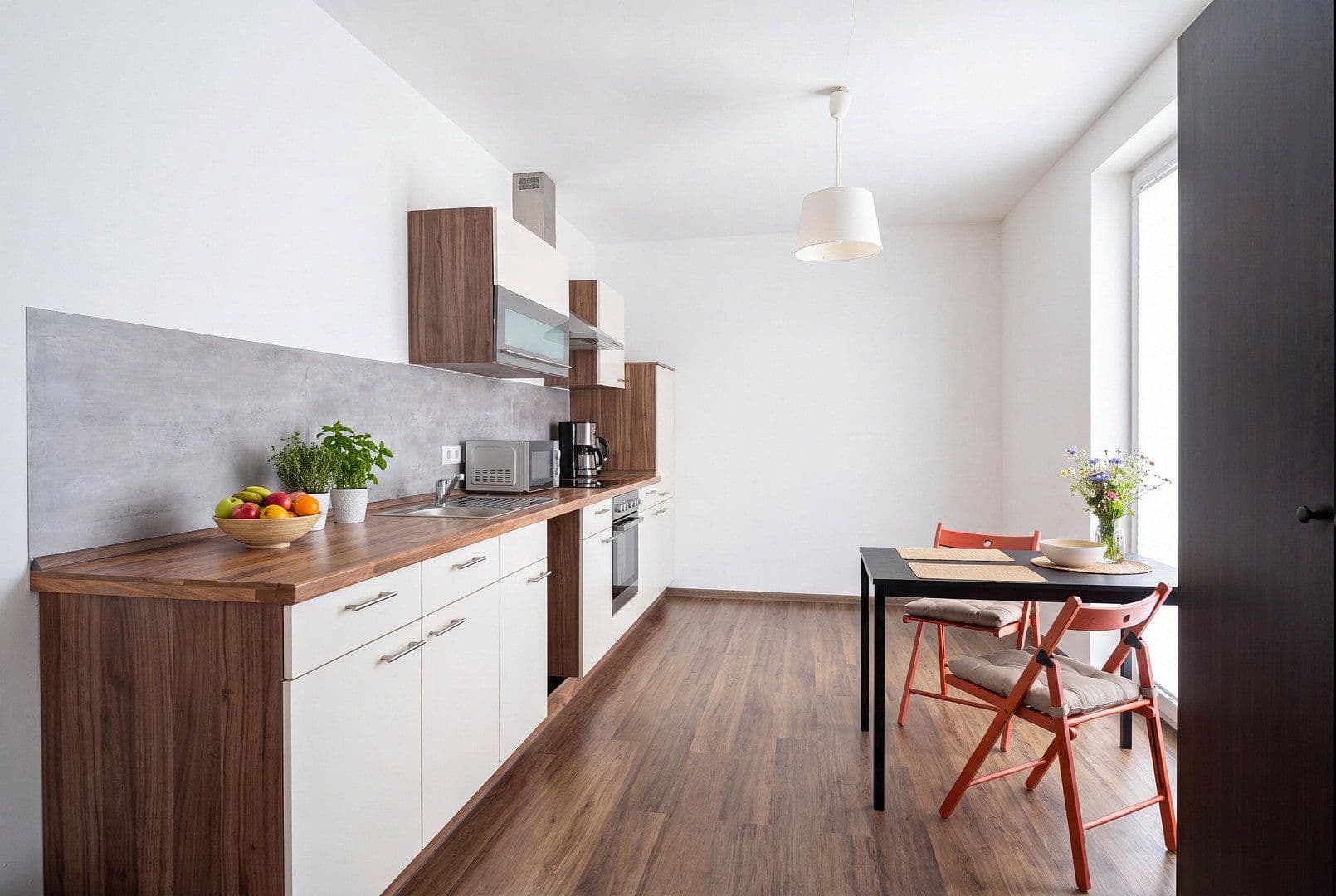 Prenájom bytu 3-izbový 110 m², Ahrensfelde, Brandenbursko Prenájom bytu 3-izbový 110 m², Ahrensfelde, Brandenbursko