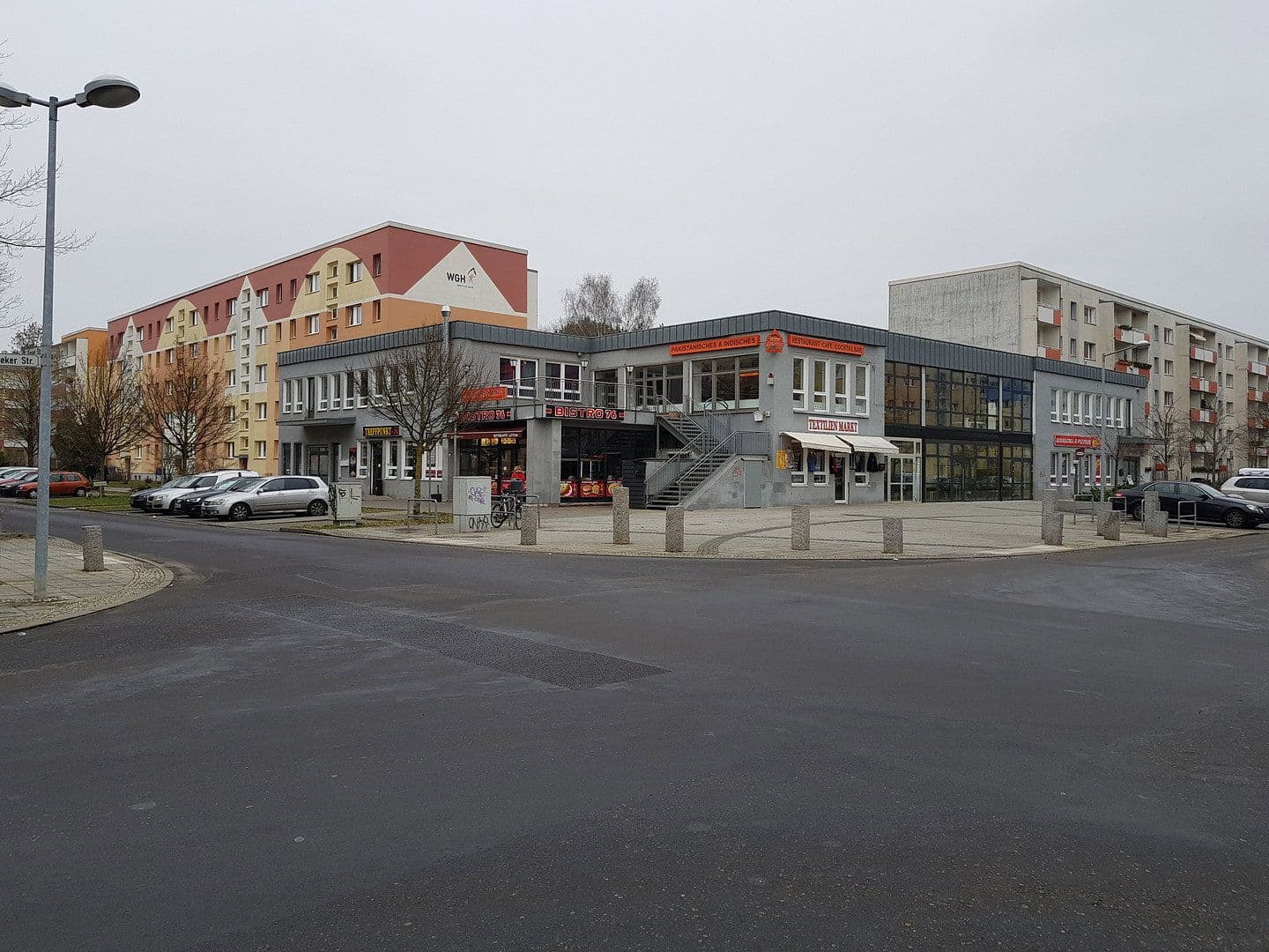 Prenájom nebytového priestoru 137 m², Rigaer Straße 23, Hennigsdorf, Brandenbursko Prenájom nebytového priestoru 137 m², Rigaer Straße 23, Hennigsdorf, Brandenbursko
