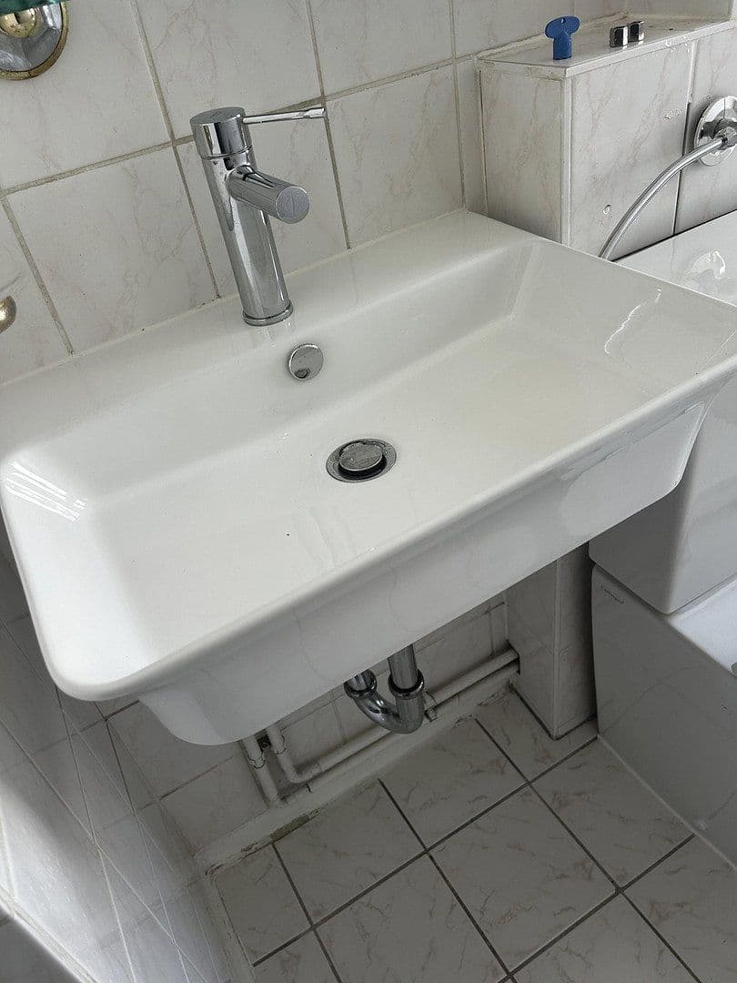 Predaj bytu 3-izbový 63 m², Berlin, Berlín Predaj bytu 3-izbový 63 m², Berlin, Berlín