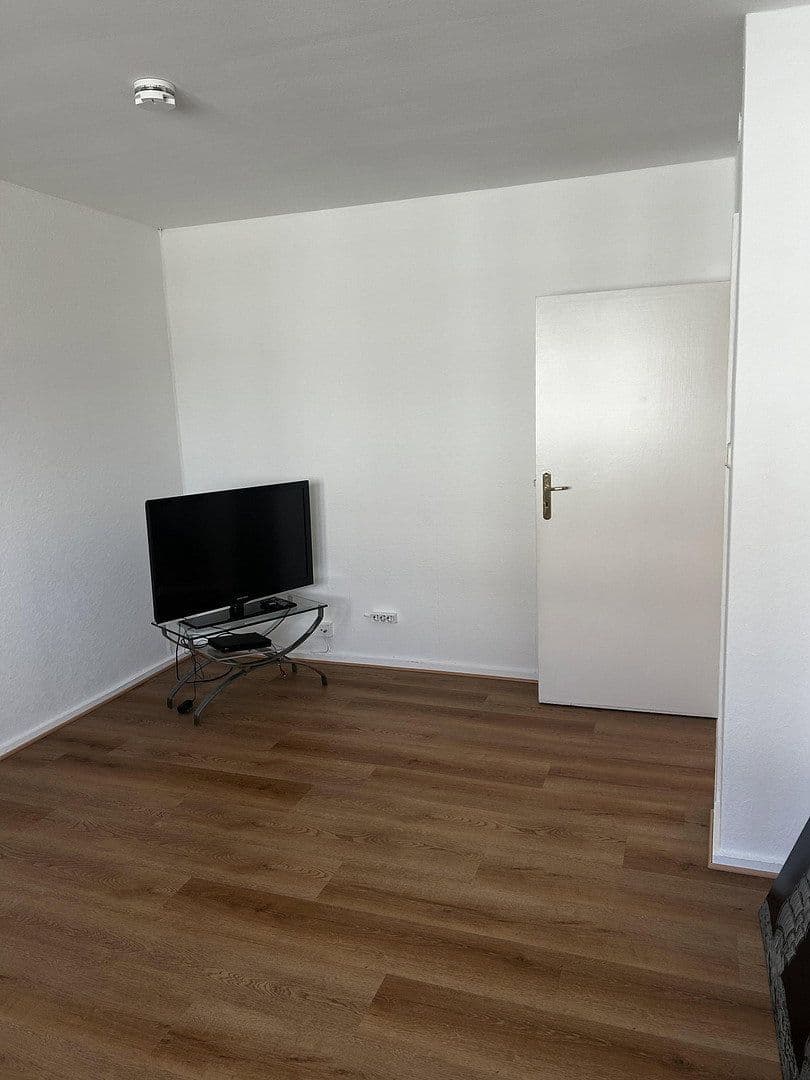 Predaj bytu 3-izbový 63 m², Berlin, Berlín Predaj bytu 3-izbový 63 m², Berlin, Berlín