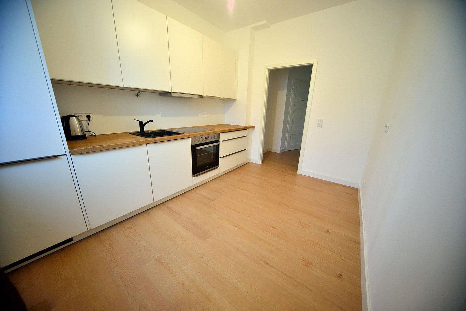 Predaj bytu 2-izbový 54 m², Schöneicher Straße, Berlin, Berlín Predaj bytu 2-izbový 54 m², Schöneicher Straße, Berlin, Berlín