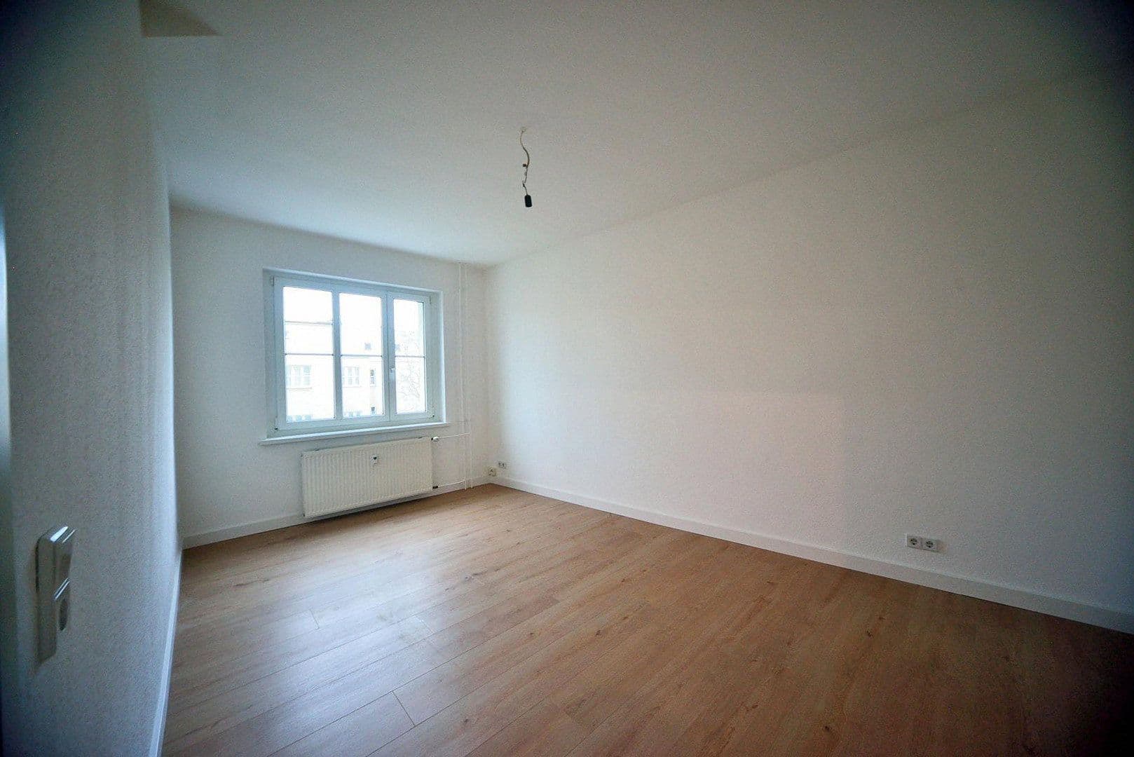 Predaj bytu 2-izbový 54 m², Schöneicher Straße, Berlin, Berlín Predaj bytu 2-izbový 54 m², Schöneicher Straße, Berlin, Berlín