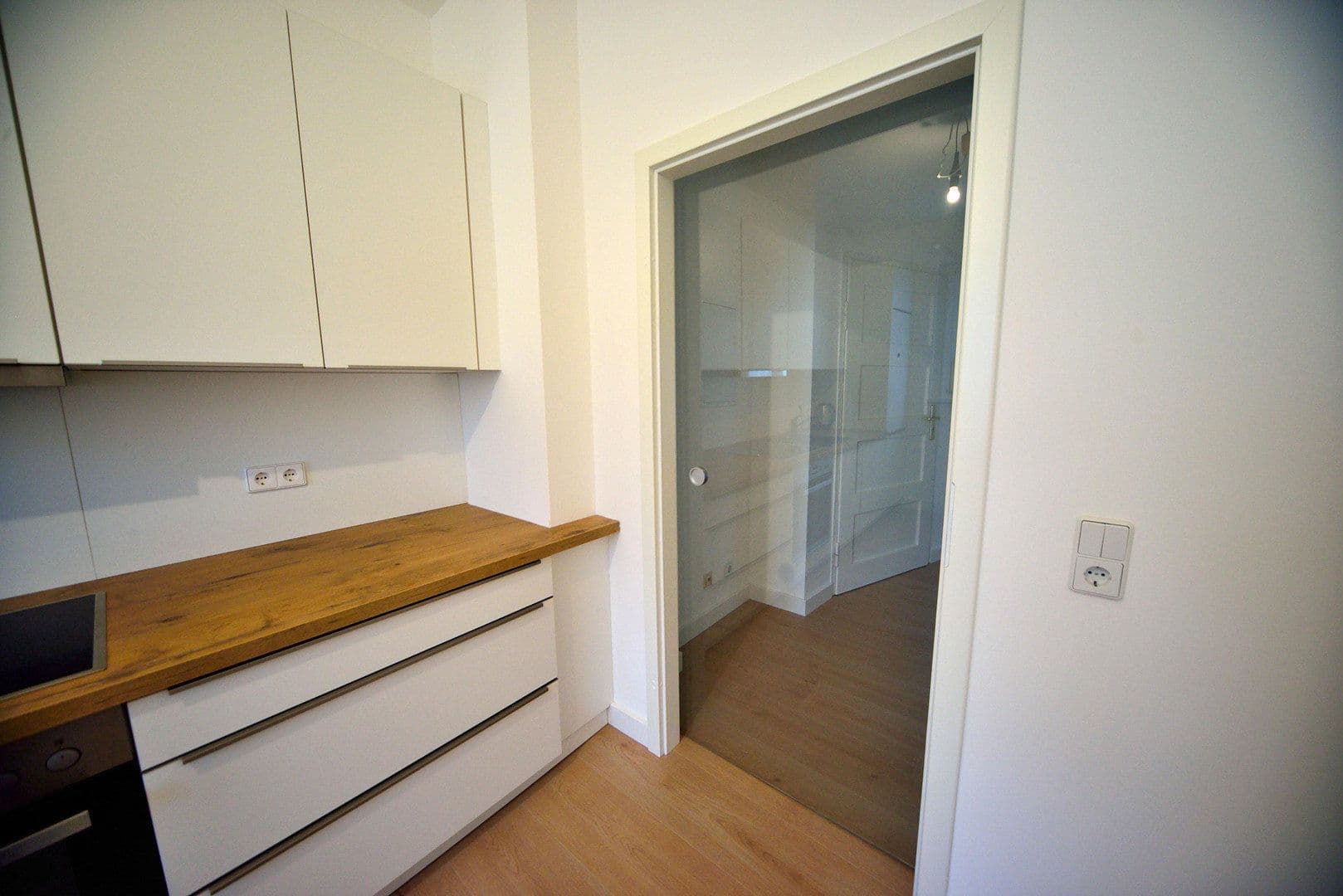 Predaj bytu 2-izbový 54 m², Schöneicher Straße, Berlin, Berlín Predaj bytu 2-izbový 54 m², Schöneicher Straße, Berlin, Berlín