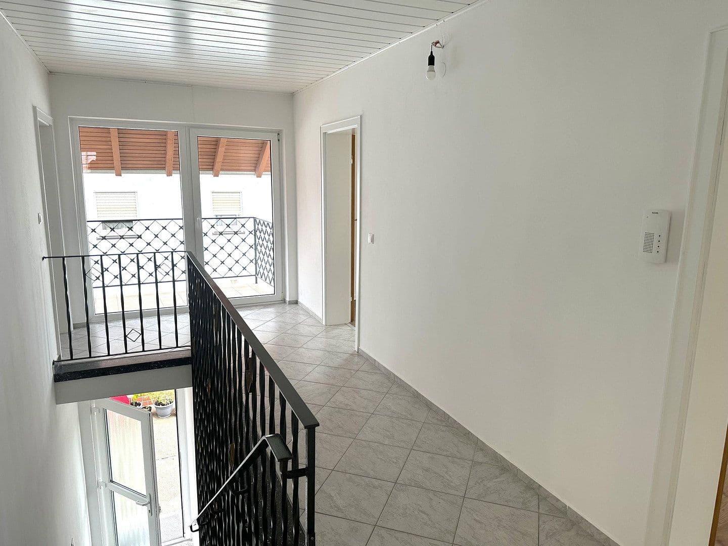 Prenájom bytu 3-izbový 81 m², Rödersheim-Gronau, Porýnie-Falcko Prenájom bytu 3-izbový 81 m², Rödersheim-Gronau, Porýnie-Falcko