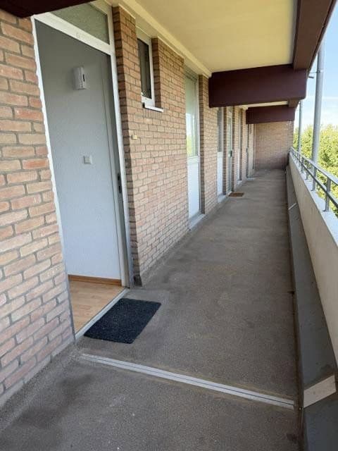 Prenájom bytu 2-izbový 42 m², Brüsseler Str. 33, Bonn, Severné Porýnie - Westfálsko Prenájom bytu 2-izbový 42 m², Brüsseler Str. 33, Bonn, Severné Porýnie - Westfálsko