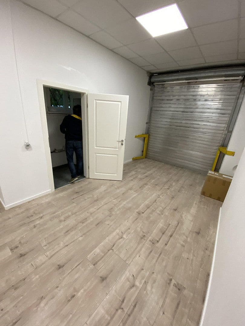 Prenájom kancelárie 101 m², Alleestrasse 8, Neustadt an der Aisch, Bavorsko Prenájom kancelárie 101 m², Alleestrasse 8, Neustadt an der Aisch, Bavorsko