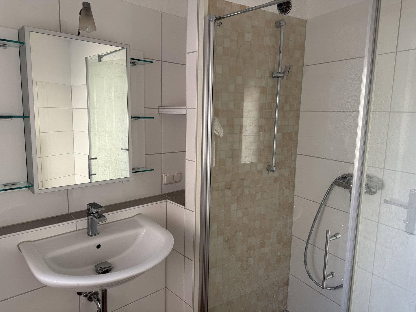 Predaj pozemku 210 m², Dirmstein, Porýnie-Falcko Predaj pozemku 210 m², Dirmstein, Porýnie-Falcko