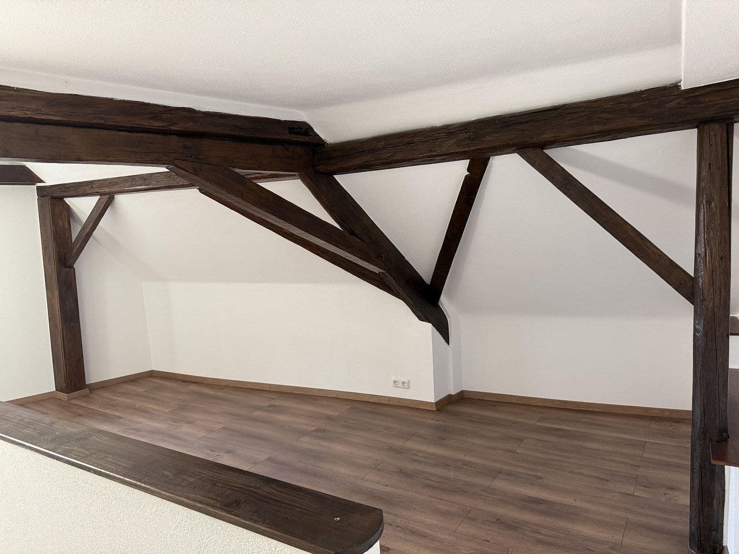 Predaj pozemku 210 m², Dirmstein, Porýnie-Falcko Predaj pozemku 210 m², Dirmstein, Porýnie-Falcko