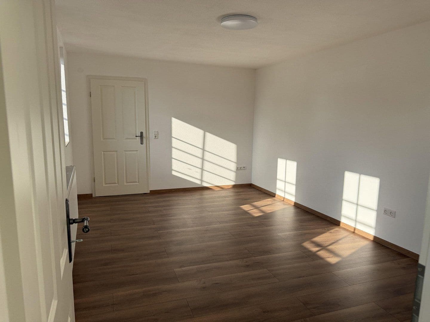 Predaj pozemku 210 m², Dirmstein, Porýnie-Falcko Predaj pozemku 210 m², Dirmstein, Porýnie-Falcko