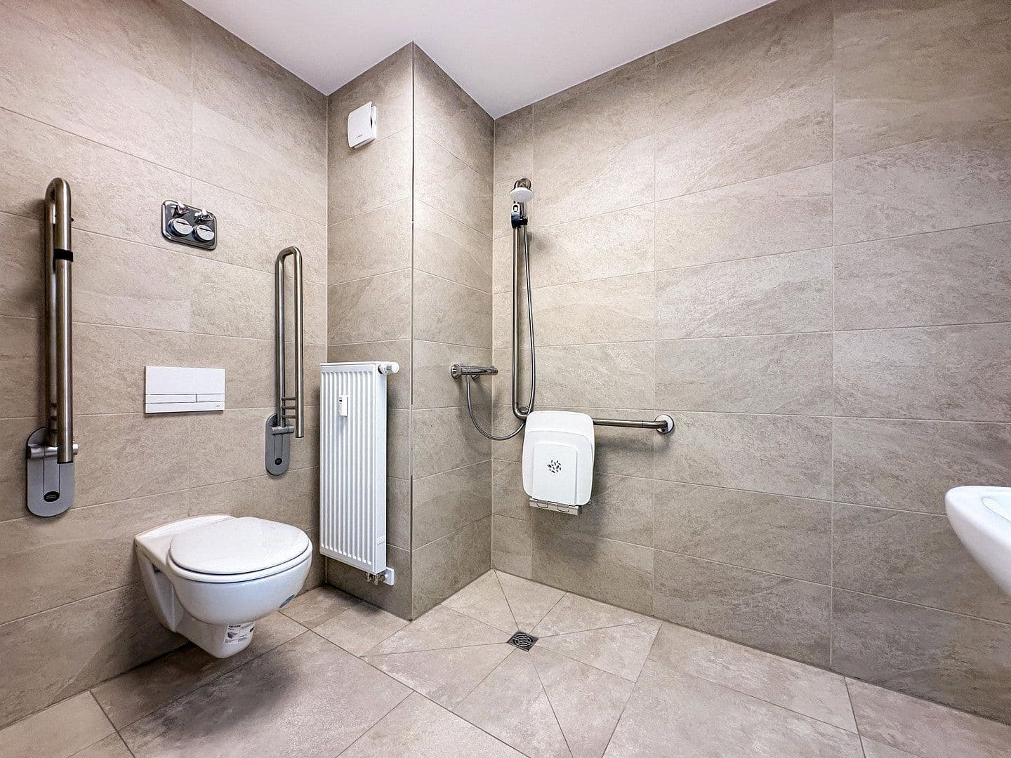 Prenájom bytu 2-izbový 37 m², Merseburger Straße 16, Lützen, Sasko-Anhaltsko Prenájom bytu 2-izbový 37 m², Merseburger Straße 16, Lützen, Sasko-Anhaltsko