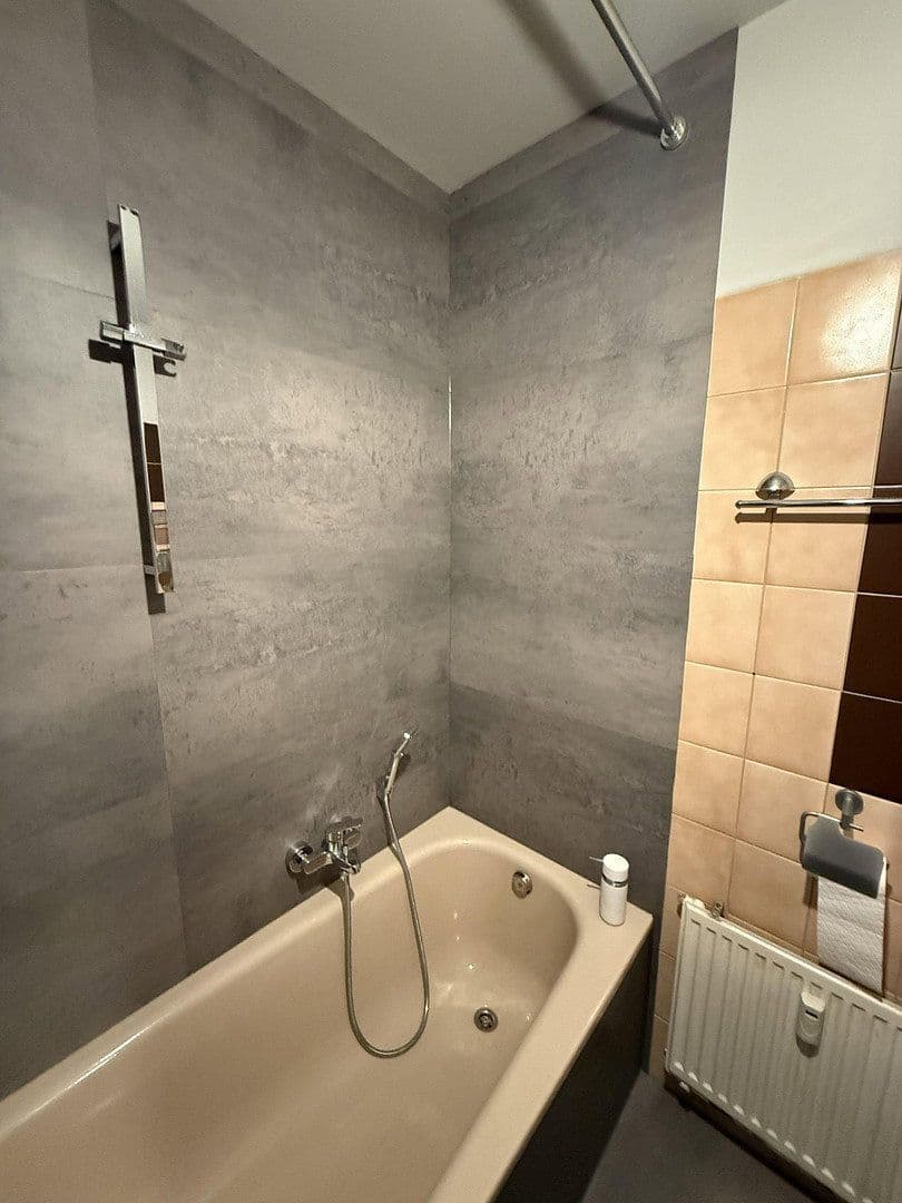 Prenájom bytu 2-izbový 63 m², Köln, Severné Porýnie - Westfálsko Prenájom bytu 2-izbový 63 m², Köln, Severné Porýnie - Westfálsko