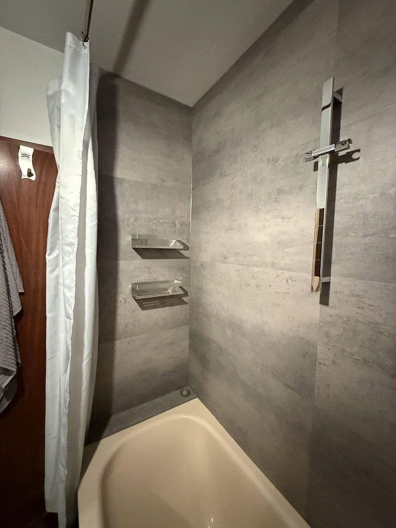 Prenájom bytu 2-izbový 63 m², Köln, Severné Porýnie - Westfálsko Prenájom bytu 2-izbový 63 m², Köln, Severné Porýnie - Westfálsko
