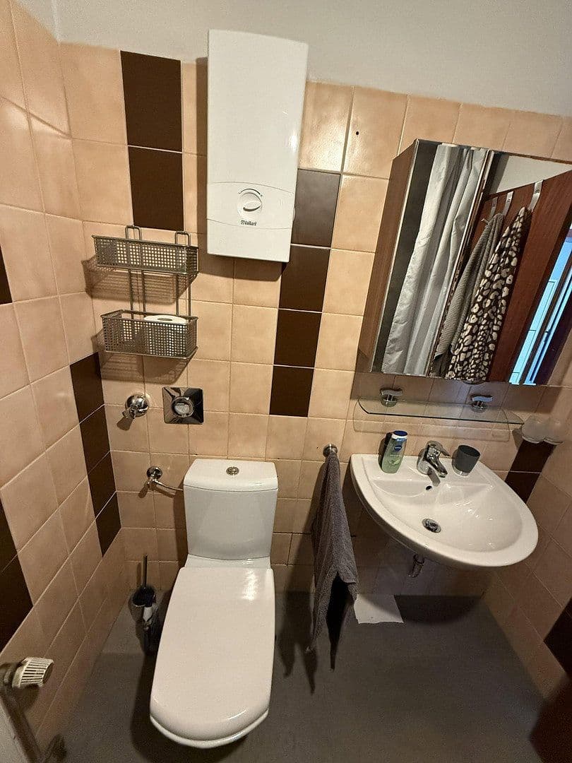 Prenájom bytu 2-izbový 63 m², Köln, Severné Porýnie - Westfálsko Prenájom bytu 2-izbový 63 m², Köln, Severné Porýnie - Westfálsko