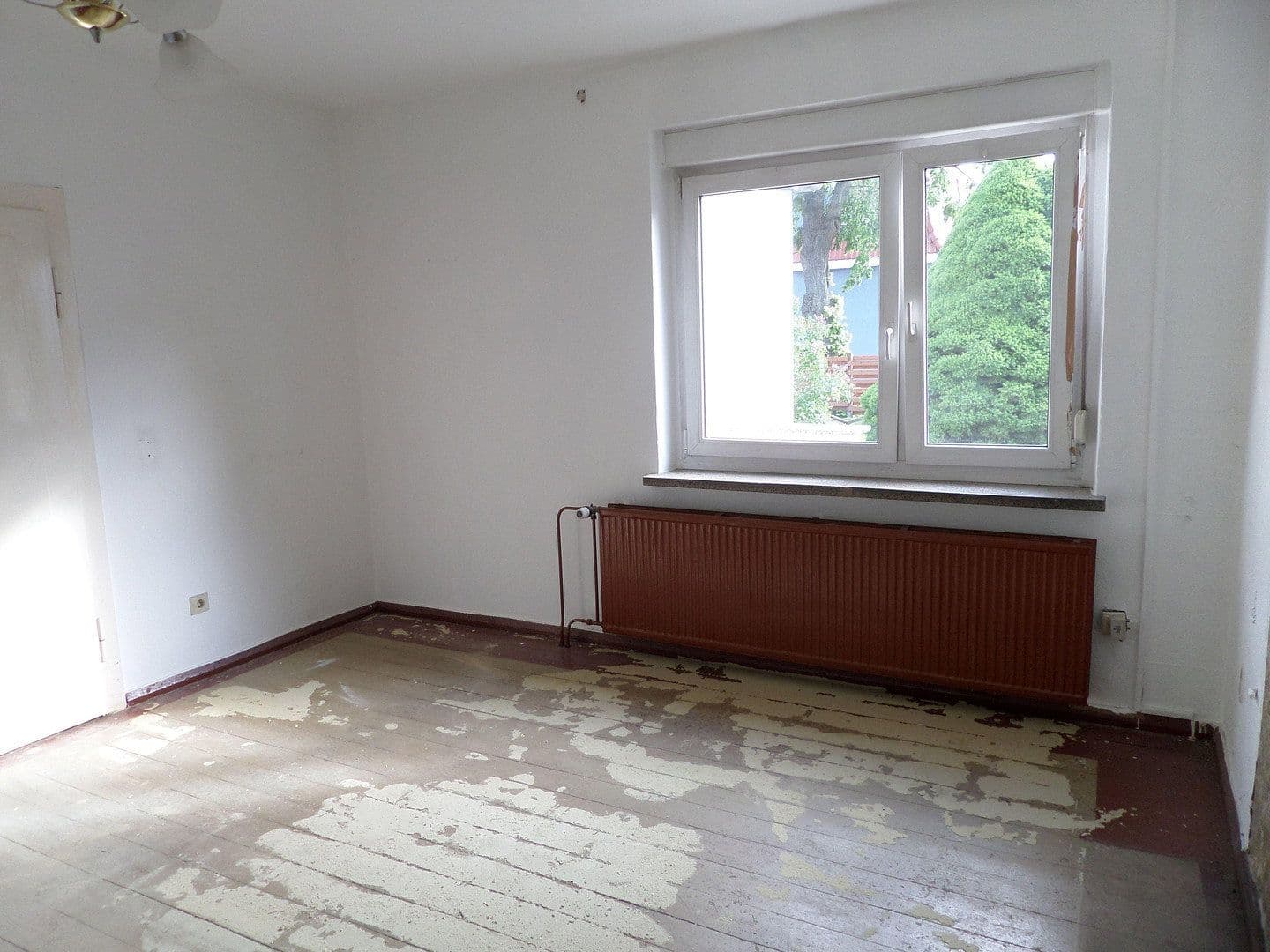 Predaj domu 97 m², pozemok 600 m², Schwarzheide, Brandenbursko Predaj domu 97 m², pozemok 600 m², Schwarzheide, Brandenbursko