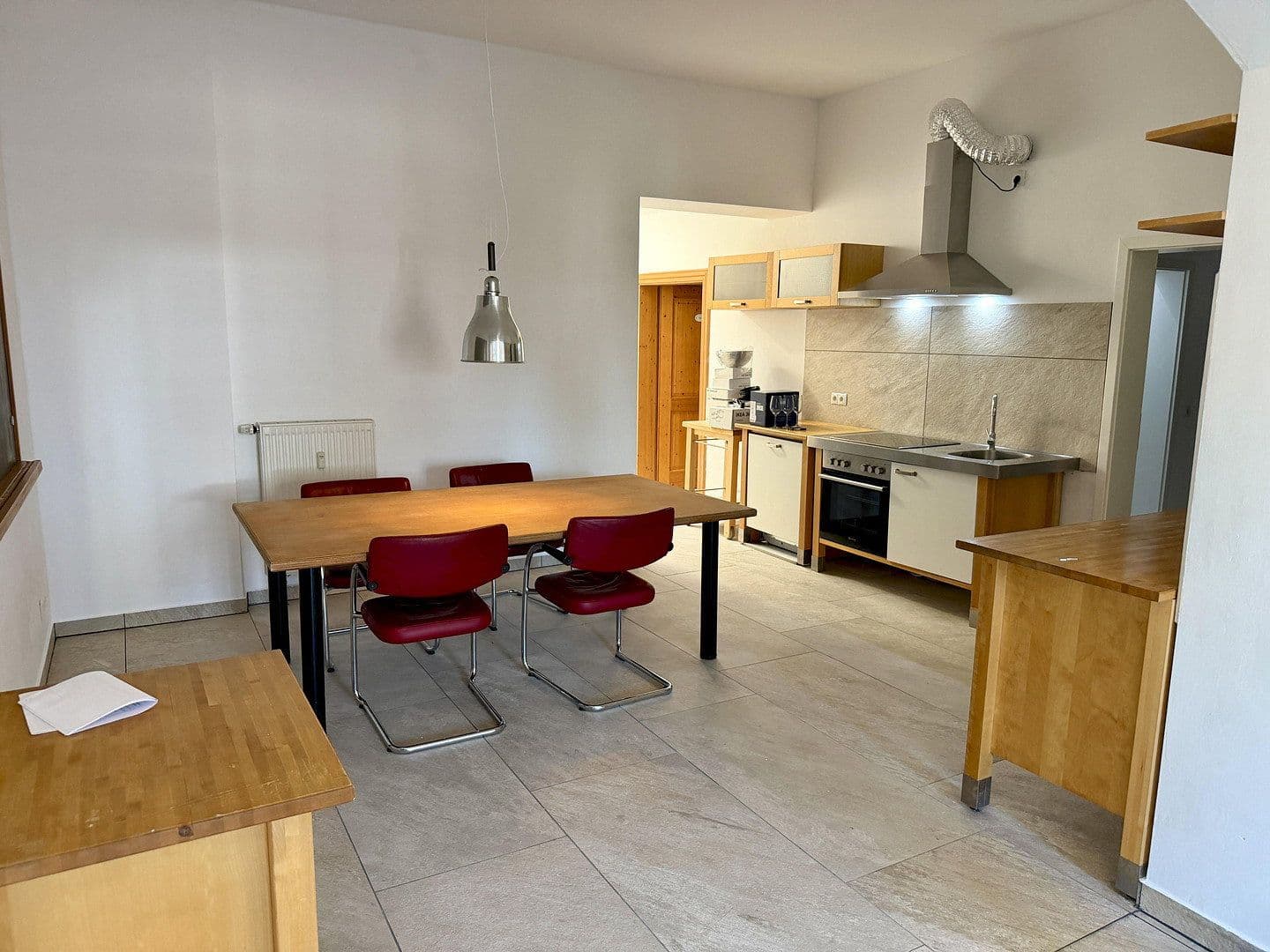 Prenájom bytu 6-izbový 93 m², Euskirchen, Severné Porýnie - Westfálsko Prenájom bytu 6-izbový 93 m², Euskirchen, Severné Porýnie - Westfálsko