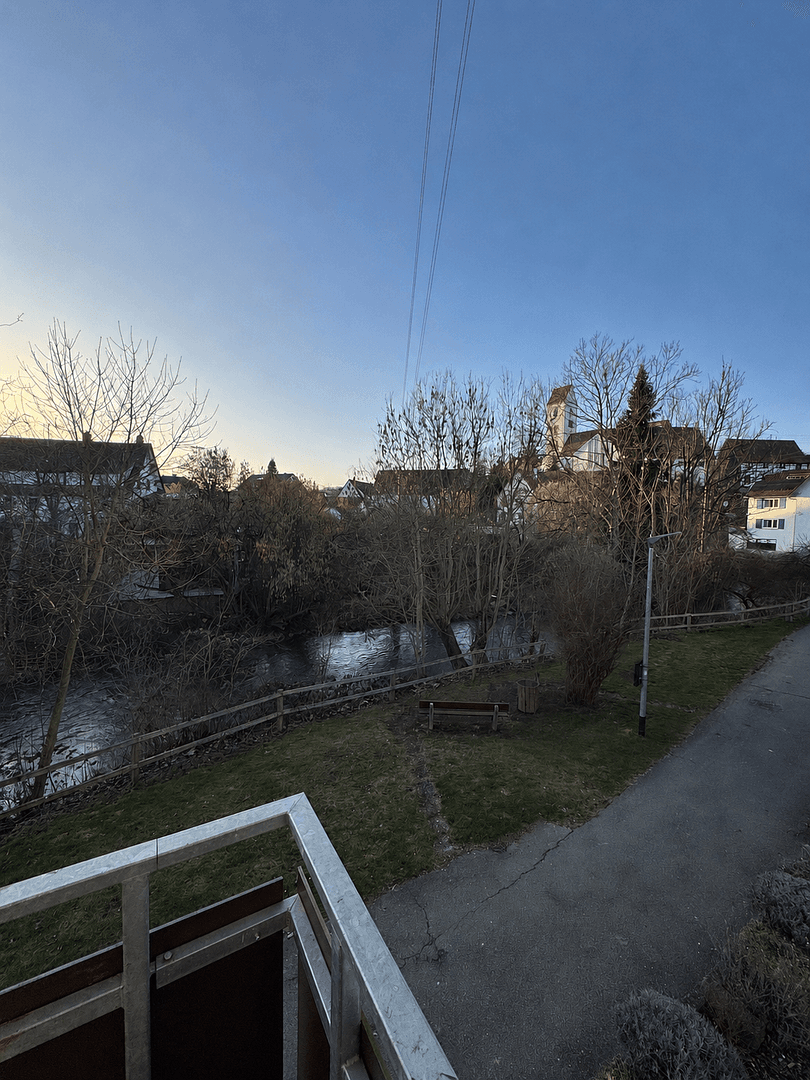 Prenájom bytu 4-izbový 100 m², Bahnhofstraße 1, Bingen, Bádensko-Wurttembersko Prenájom bytu 4-izbový 100 m², Bahnhofstraße 1, Bingen, Bádensko-Wurttembersko