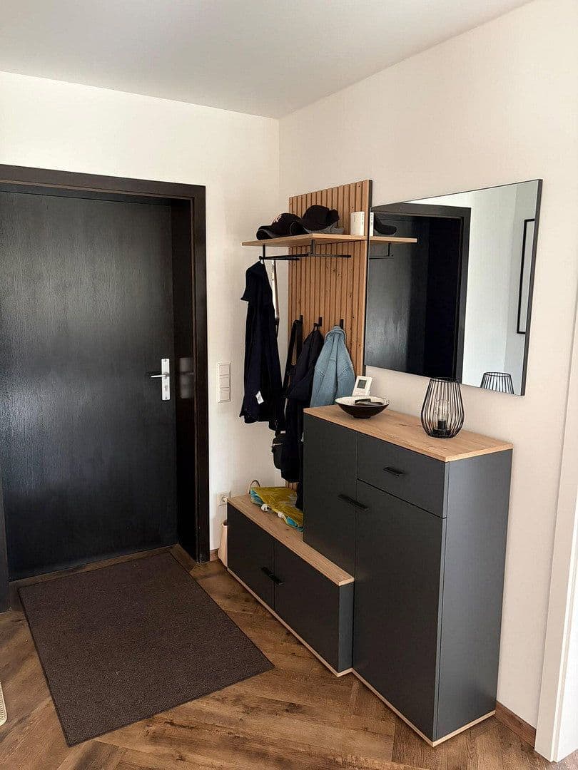 Prenájom bytu 4-izbový 100 m², Bahnhofstraße 1, Bingen, Bádensko-Wurttembersko Prenájom bytu 4-izbový 100 m², Bahnhofstraße 1, Bingen, Bádensko-Wurttembersko