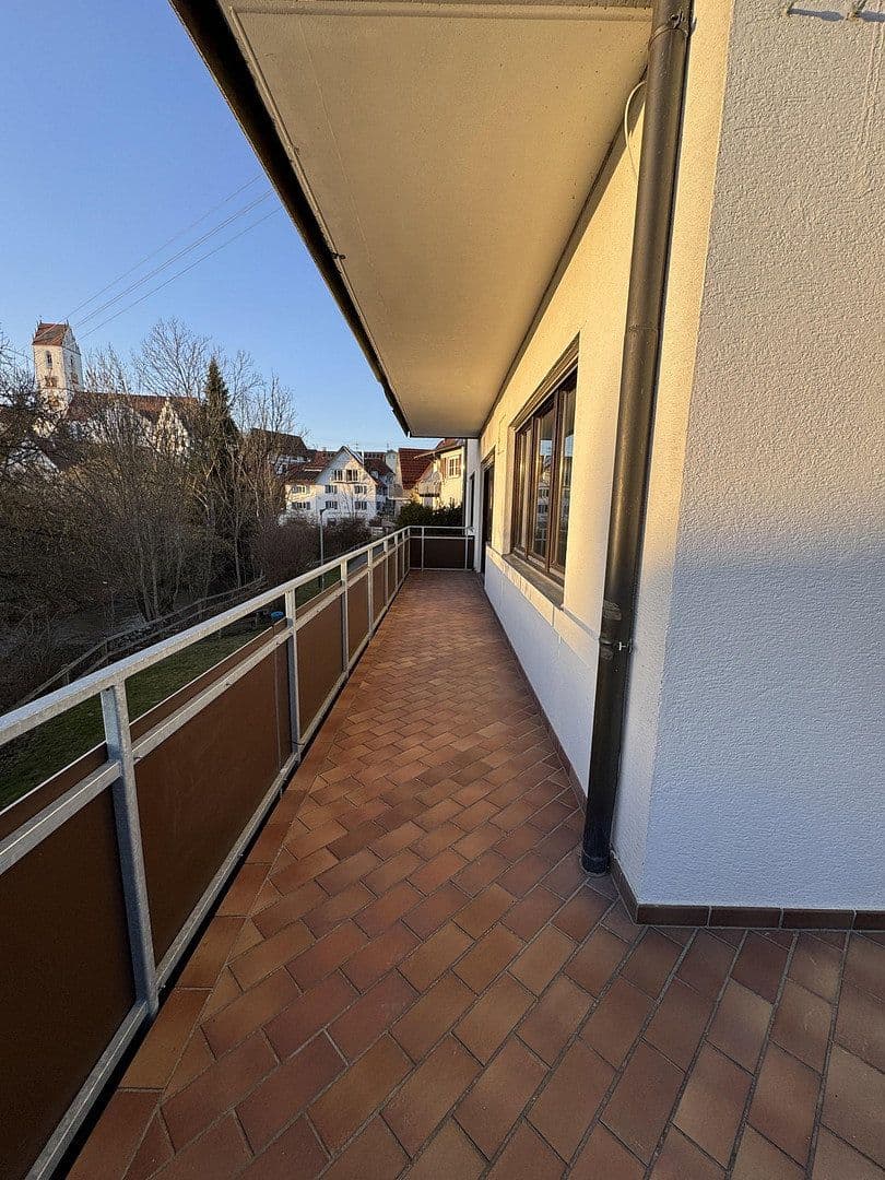 Prenájom bytu 4-izbový 100 m², Bahnhofstraße 1, Bingen, Bádensko-Wurttembersko Prenájom bytu 4-izbový 100 m², Bahnhofstraße 1, Bingen, Bádensko-Wurttembersko