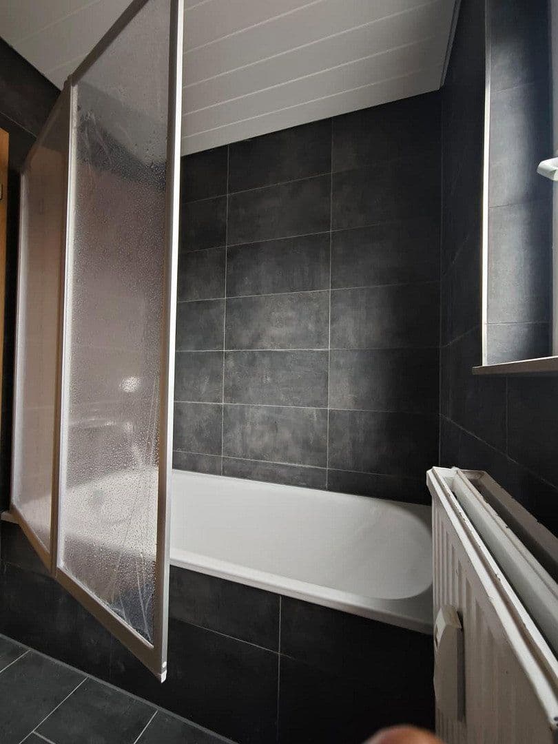 Prenájom bytu 3-izbový 70 m², Schillerstr.6, Weinsberg, Bádensko-Wurttembersko Prenájom bytu 3-izbový 70 m², Schillerstr.6, Weinsberg, Bádensko-Wurttembersko