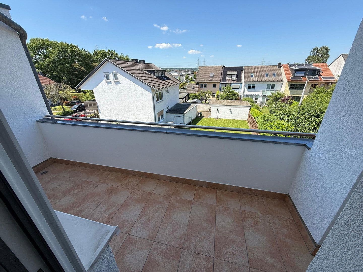 Prenájom bytu 3-izbový 77 m², Meßdorfer Straße 306, Bonn, Severné Porýnie - Westfálsko Prenájom bytu 3-izbový 77 m², Meßdorfer Straße 306, Bonn, Severné Porýnie - Westfálsko