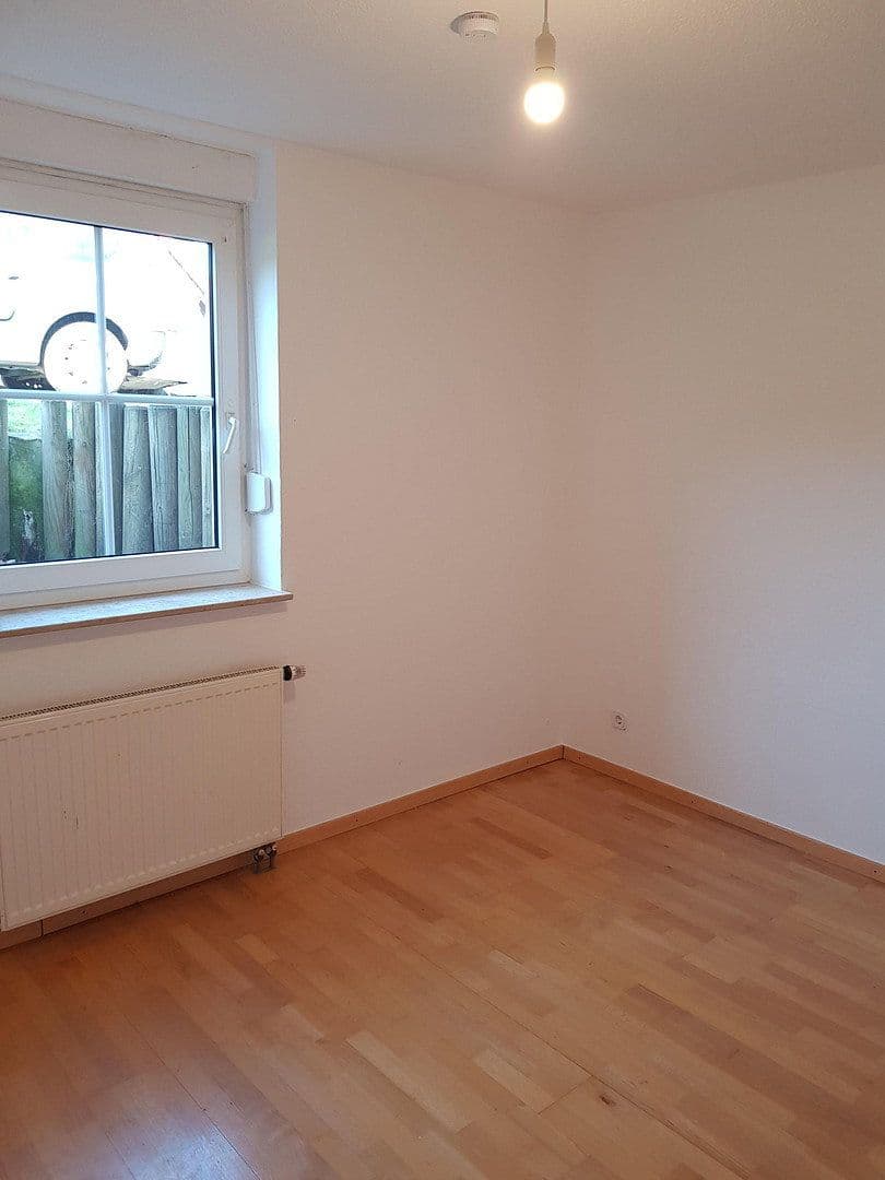 Prenájom bytu 3-izbový 78 m², Calden, Hesensko Prenájom bytu 3-izbový 78 m², Calden, Hesensko