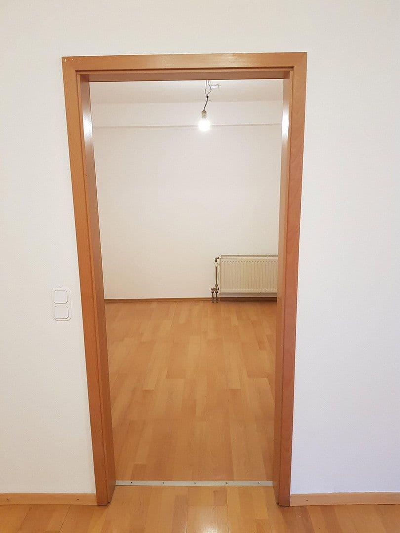Prenájom bytu 3-izbový 78 m², Calden, Hesensko Prenájom bytu 3-izbový 78 m², Calden, Hesensko