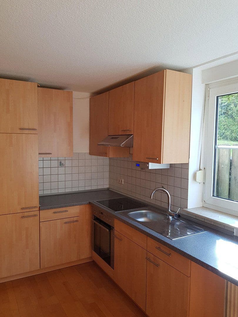 Prenájom bytu 3-izbový 78 m², Calden, Hesensko Prenájom bytu 3-izbový 78 m², Calden, Hesensko