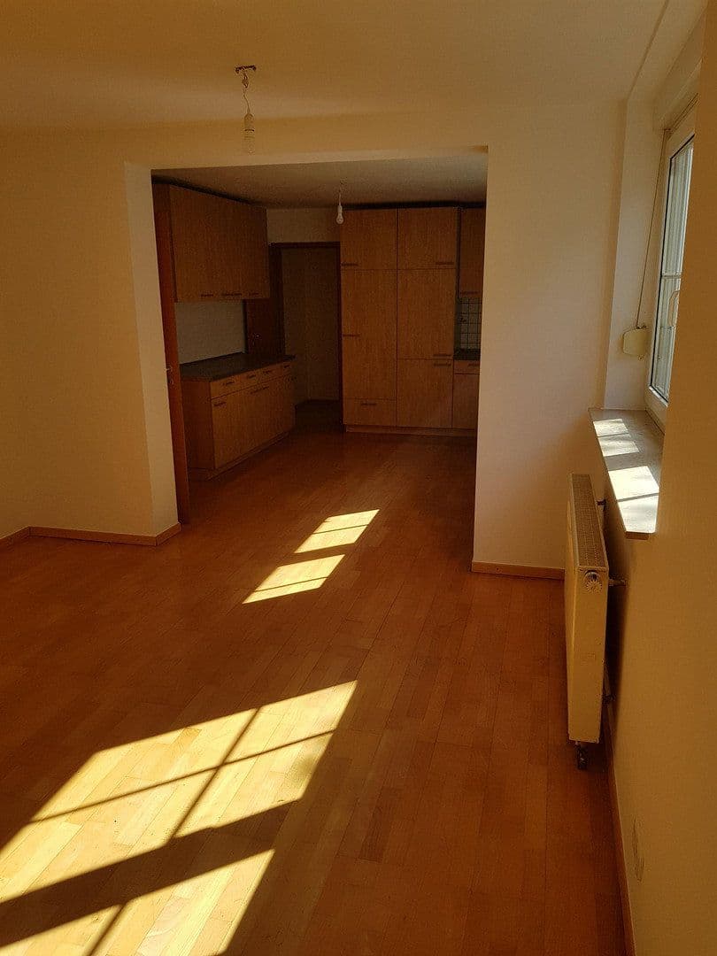 Prenájom bytu 3-izbový 78 m², Calden, Hesensko Prenájom bytu 3-izbový 78 m², Calden, Hesensko
