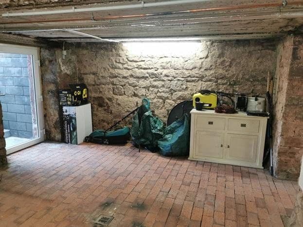 Predaj domu 262 m², pozemok 235 m², Konz, Porýnie-Falcko Predaj domu 262 m², pozemok 235 m², Konz, Porýnie-Falcko